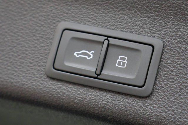 AUDI A6 Avant 55 TFSIe Quattro S-Line - 367 pk **Pano / TV / Stoelventilatie / HD Matrix, Autobedrijf Ploemen Meerssen BV, Meers