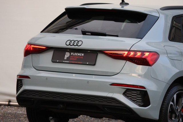 AUDI A3 Sportback 45 TFSIe S-Line - 245 pk **Head up / Camera / Trekhaak, Autobedrijf Ploemen Meerssen BV, Meerssen