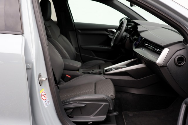 AUDI A3 Sportback 45 TFSIe S-Line - 245 pk **Head up / Camera / Trekhaak, Autobedrijf Ploemen Meerssen BV, Meerssen