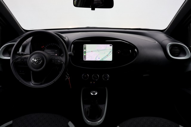 TOYOTA AYGO X 1.0 VVT-i MT Pulse - 72 pk **Bi-tone / Camera / Carplay, Autobedrijf Ploemen Meerssen BV, Meerssen