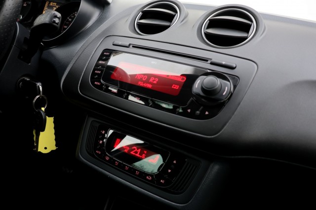 SEAT IBIZA 1.2 TSI FR - 105 pk **Xenon / 2e eig / NL Auto / Climate, Autobedrijf Ploemen Meerssen BV, Meerssen