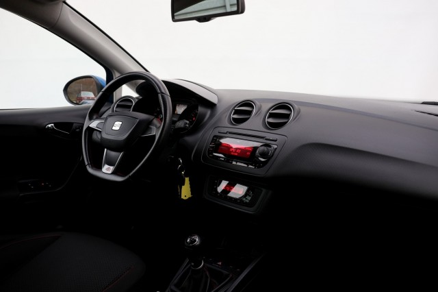 SEAT IBIZA 1.2 TSI FR - 105 pk **Xenon / 2e eig / NL Auto / Climate, Autobedrijf Ploemen Meerssen BV, Meerssen