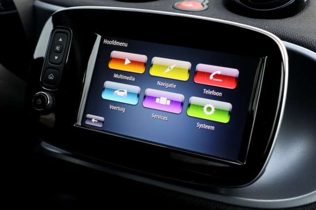 SMART FORTWO Cabrio EQ Business Solution 18 kWh - 82 pk **NAP / Leer / Navi, Autobedrijf Ploemen Meerssen BV, Meerssen