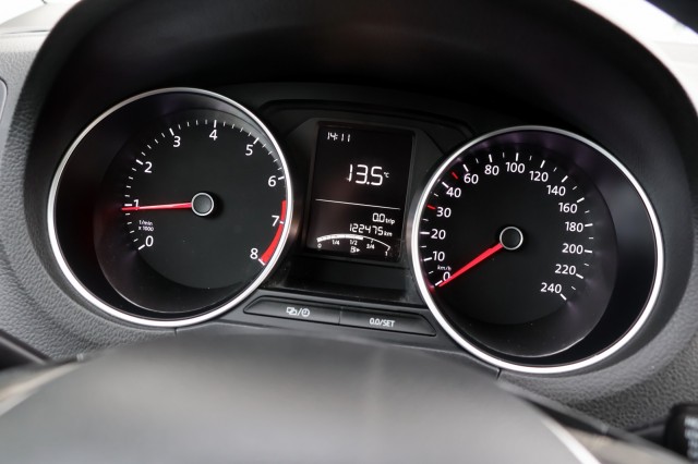 VOLKSWAGEN POLO 1.2 TSI Comfortline - 90 pk **Airco / Bluetooth, Autobedrijf Ploemen Meerssen BV, Meerssen