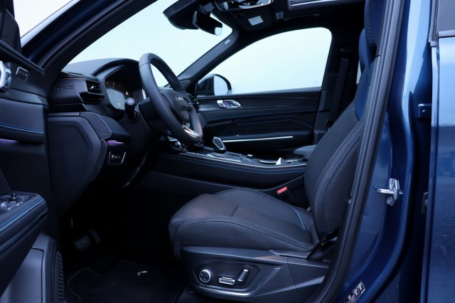 LYNK EN CO 01 1.5 Plug-in Hybrid - 261 pk **Donkere hemel / Pano / 360 camera , Autobedrijf Ploemen Meerssen BV, Meerssen