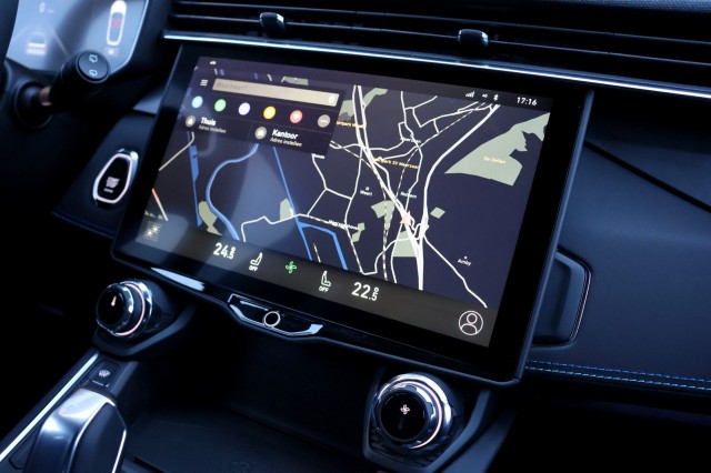 LYNK EN CO 01 1.5 Plug-in Hybrid - 261 pk **Donkere hemel / Pano / 360 camera , Autobedrijf Ploemen Meerssen BV, Meerssen