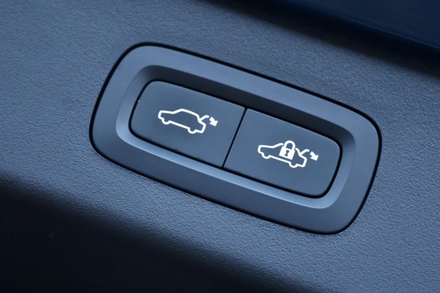 LYNK EN CO 01 1.5 Plug-in Hybrid - 261 pk **Donkere hemel / Pano / 360 camera , Autobedrijf Ploemen Meerssen BV, Meerssen