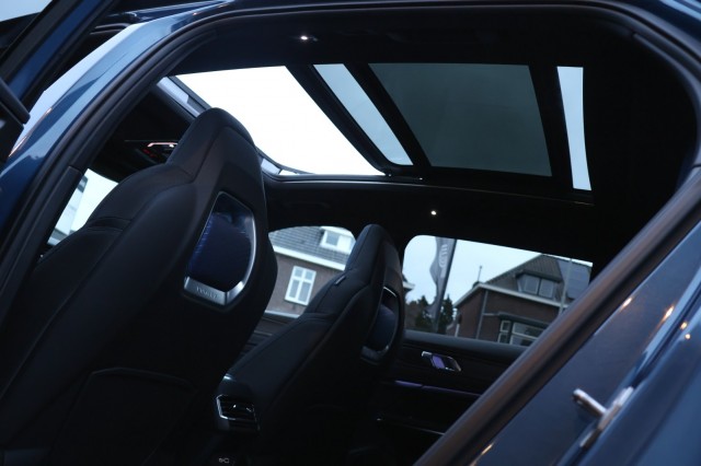 LYNK EN CO 01 1.5 Plug-in Hybrid - 261 pk **Donkere hemel / Pano / 360 camera , Autobedrijf Ploemen Meerssen BV, Meerssen