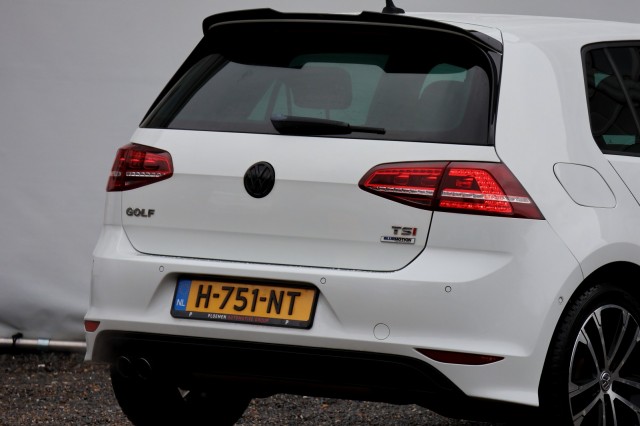 VOLKSWAGEN GOLF 1.4 TSI DSG R-Line - 125 pk **Camera / Xenon / Navi / Keyless, Autobedrijf Ploemen Meerssen BV, Meerssen