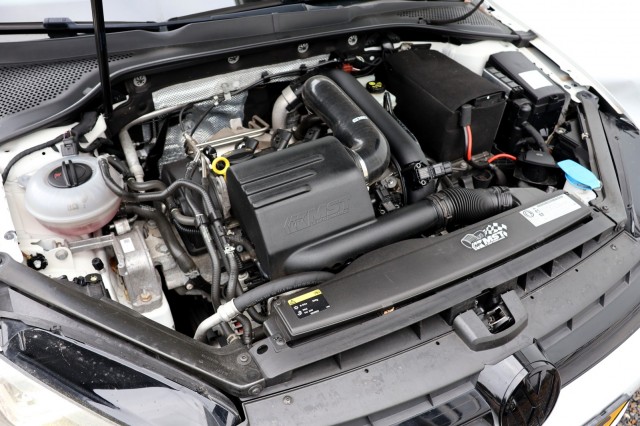 VOLKSWAGEN GOLF 1.4 TSI DSG R-Line - 125 pk **Camera / Xenon / Navi / Keyless, Autobedrijf Ploemen Meerssen BV, Meerssen