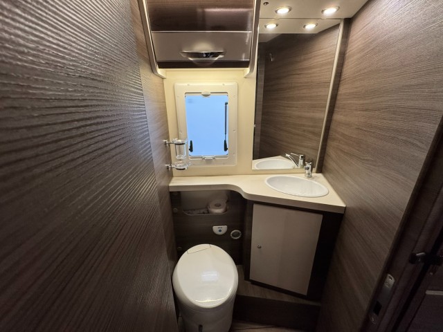 MCLOUIS Carat 473 Automaat - 155 pk **Half integraal / 5 slaap, Autobedrijf Ploemen Meerssen BV, Meerssen