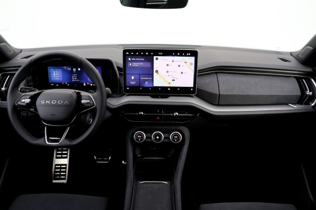 SKODA KODIAQ 1.5 TSI PHEV Sportline Business - 204 pk **Trekhaak / DCC / Steel Grey, Autobedrijf Ploemen Meerssen BV, Meerssen