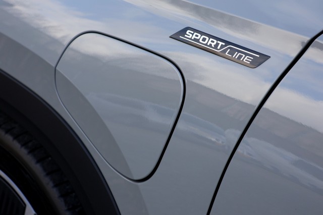 SKODA KODIAQ 1.5 TSI PHEV Sportline Business - 204 pk **Trekhaak / DCC / Steel Grey, Autobedrijf Ploemen Meerssen BV, Meerssen