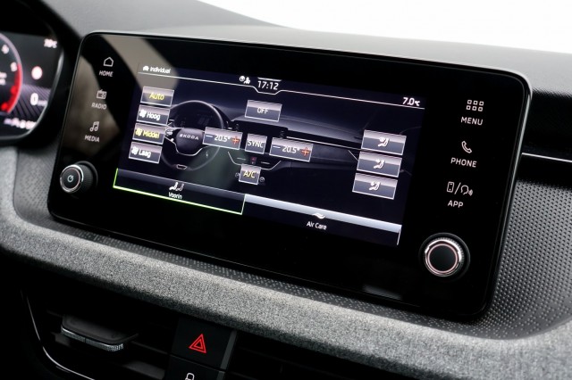 SKODA KAMIQ 1.0 TSI DSG Selection - 116 pk **Camera / Full Link / PDC, Autobedrijf Ploemen Meerssen BV, Meerssen