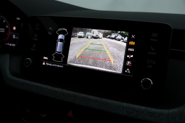 SKODA KAMIQ 1.0 TSI DSG Selection - 116 pk **Camera / Full Link / PDC, Autobedrijf Ploemen Meerssen BV, Meerssen