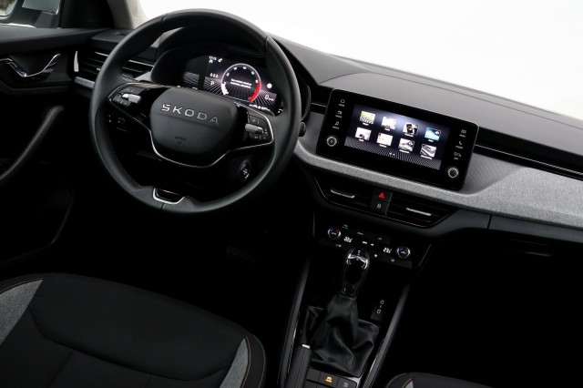 SKODA KAMIQ 1.0 TSI DSG Selection - 116 pk **Camera / Full Link / PDC, Autobedrijf Ploemen Meerssen BV, Meerssen