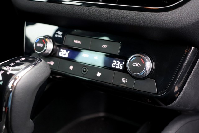 SKODA KAMIQ 1.0 TSI DSG Selection - 116 pk **Camera / Full Link / PDC, Autobedrijf Ploemen Meerssen BV, Meerssen