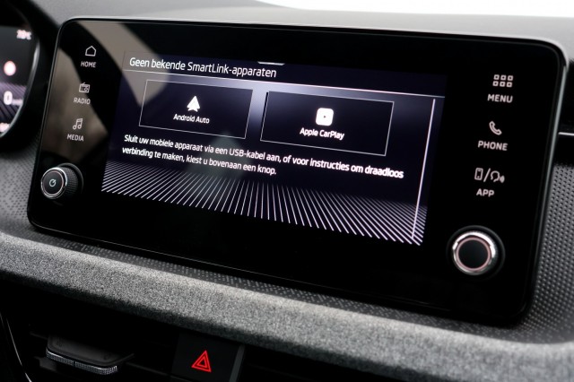 SKODA KAMIQ 1.0 TSI DSG Selection - 116 pk **Camera / Full Link / PDC, Autobedrijf Ploemen Meerssen BV, Meerssen