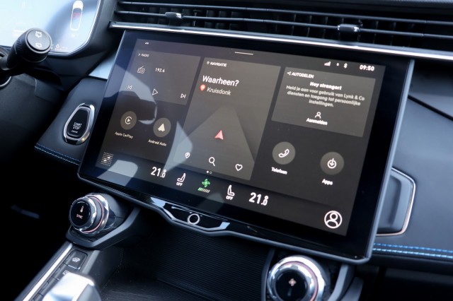 LYNK EN CO 01 1.5 Plug-in Hybrid - 261 pk **Donkere hemel / Pano / 360 camera, Autobedrijf Ploemen Meerssen BV, Meerssen