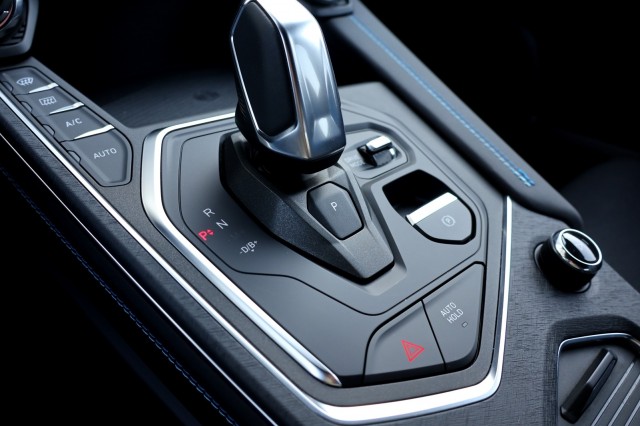 LYNK EN CO 01 1.5 Plug-in Hybrid - 261 pk **Donkere hemel / Pano / 360 camera, Autobedrijf Ploemen Meerssen BV, Meerssen