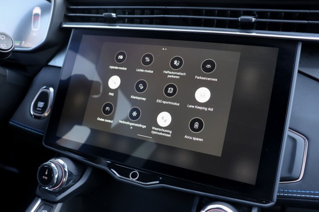 LYNK EN CO 01 1.5 Plug-in Hybrid - 261 pk **Donkere hemel / Pano / 360 camera, Autobedrijf Ploemen Meerssen BV, Meerssen