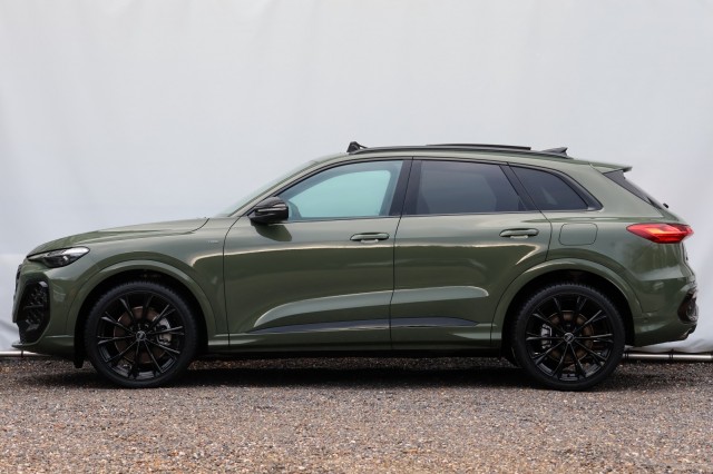 AUDI Q5 2.0 TFSI e-Hybrid S Edition  - 299 pk **Lucht / Pano / Trekhaak, Autobedrijf Ploemen Meerssen BV, Meerssen