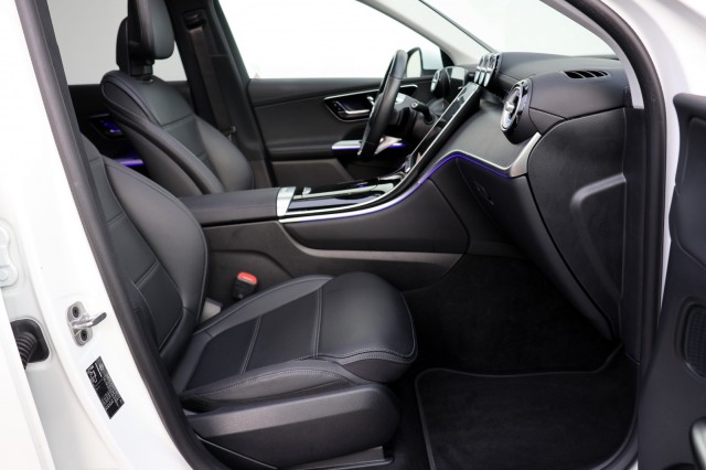 MERCEDES-BENZ GLC-KLASSE 300e 4Matic Luxury Line - 313 pk, Autobedrijf Ploemen Meerssen BV, Meerssen