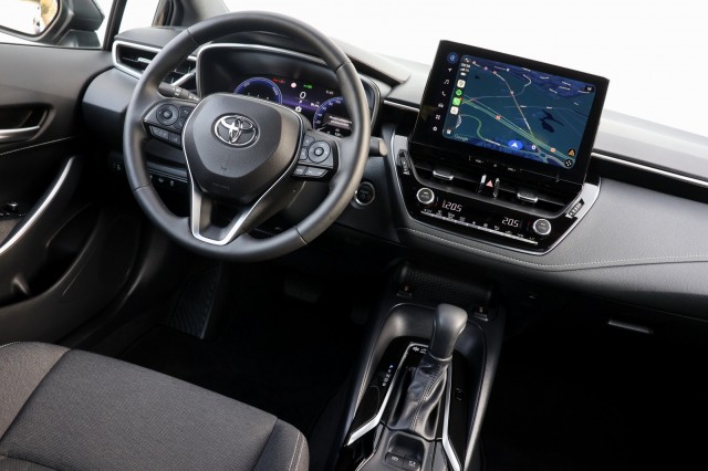 TOYOTA COROLLA HYBRID 140 BUSINESS, Autobedrijf Ploemen Meerssen BV, Meerssen