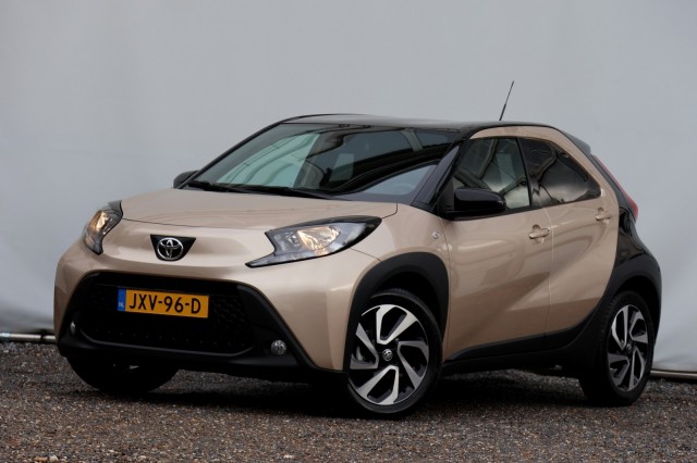 TOYOTA AYGO X 1.0 VVT-i MT Pulse - 72 pk **Bi-tone / Camera / Carplay , Autobedrijf Ploemen Meerssen BV, Meerssen
