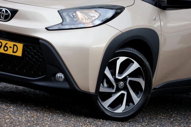 TOYOTA AYGO X 1.0 VVT-i MT Pulse - 72 pk **Bi-tone / Camera / Carplay , Autobedrijf Ploemen Meerssen BV, Meerssen