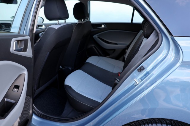 HYUNDAI I20 1.2 HP I-MOTION / Airco  / Bluetooth / Lane assist, Autobedrijf Ploemen Meerssen BV, Meerssen