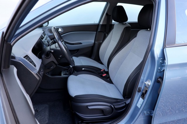 HYUNDAI I20 1.2 HP I-MOTION / Airco  / Bluetooth / Lane assist, Autobedrijf Ploemen Meerssen BV, Meerssen