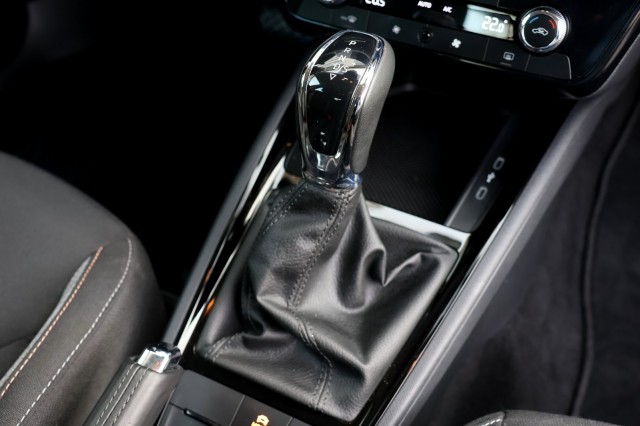 SKODA KAMIQ 1.0 TSI DSG Selection - 116 pk **Camera / Full Link / PDC, Autobedrijf Ploemen Meerssen BV, Meerssen