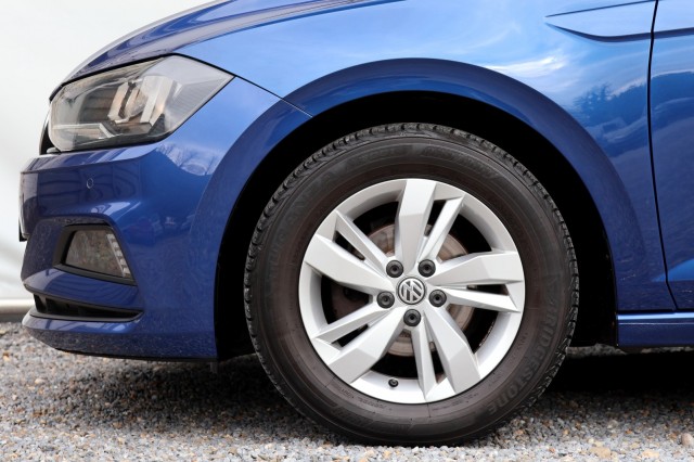 VOLKSWAGEN POLO 1.0 TSI Comfortline / PDC / Carplay / Stoelverwarming , Autobedrijf Ploemen Meerssen BV, Meerssen