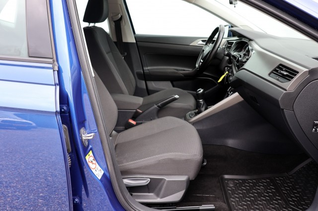 VOLKSWAGEN POLO 1.0 TSI Comfortline / PDC / Carplay / Stoelverwarming , Autobedrijf Ploemen Meerssen BV, Meerssen