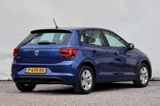 VOLKSWAGEN POLO 1.0 TSI Comfortline / PDC / Carplay / Stoelverwarming , Autobedrijf Ploemen Meerssen BV, Meerssen