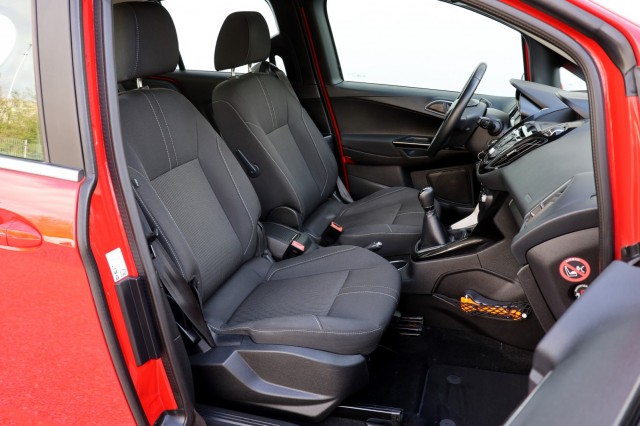 FORD B-MAX 1.0 Ecoboost / TITANIUM / Camera / Led /, Autobedrijf Ploemen Meerssen BV, Meerssen