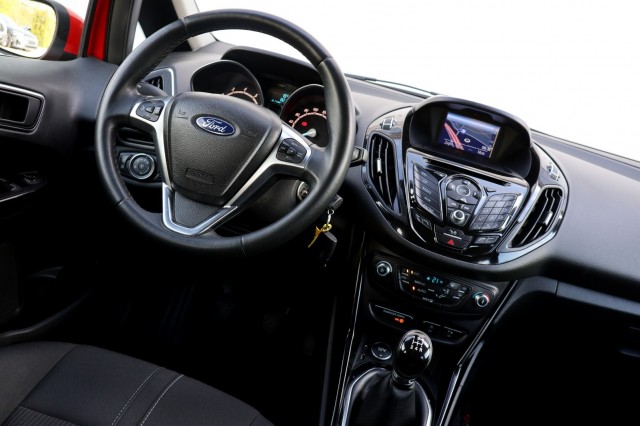 FORD B-MAX 1.0 Ecoboost / TITANIUM / Camera / Led /, Autobedrijf Ploemen Meerssen BV, Meerssen