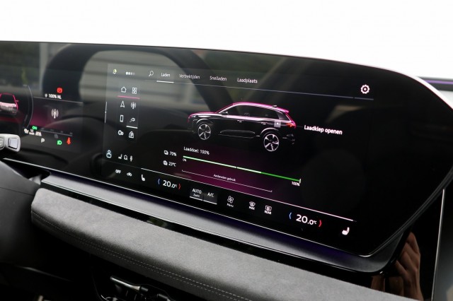 AUDI Q6 E-TRON S Edition Quattro 100 kWh - 388 pk **Pano / Head up / Lucht / Bang Olufsen, Autobedrijf Ploemen Meerssen BV, Meer