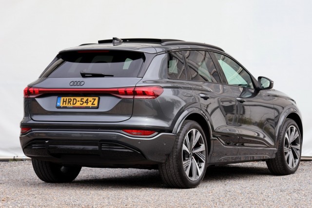 AUDI Q6 E-TRON S Edition Quattro 100 kWh - 388 pk **Pano / Head up / Lucht / Bang Olufsen, Autobedrijf Ploemen Meerssen BV, Meer