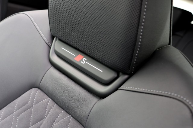 AUDI Q6 E-TRON S Edition Quattro 100 kWh - 388 pk **Pano / Head up / Lucht / Bang Olufsen, Autobedrijf Ploemen Meerssen BV, Meer