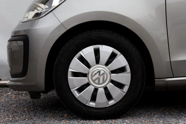 VOLKSWAGEN UP 1.0 BMT Move Up! - 60 pk **PDC / DAB / Cruise control, Autobedrijf Ploemen Meerssen BV, Meerssen