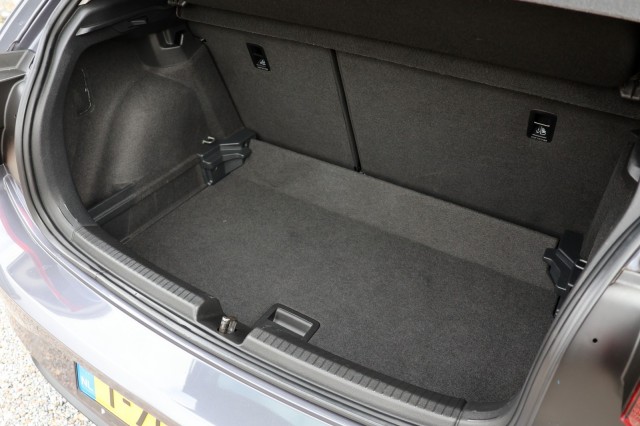 VOLKSWAGEN POLO 1.0 TSI Go - 95 pk **Carplay / PDC / ACC, Autobedrijf Ploemen Meerssen BV, Meerssen