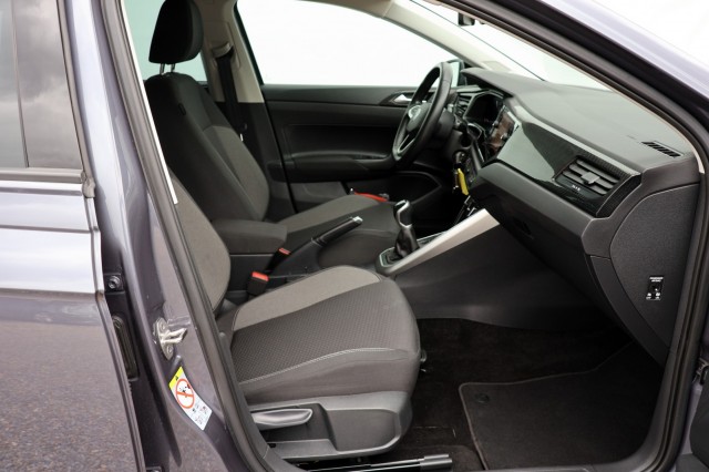 VOLKSWAGEN POLO 1.0 TSI Go - 95 pk **Carplay / PDC / ACC, Autobedrijf Ploemen Meerssen BV, Meerssen