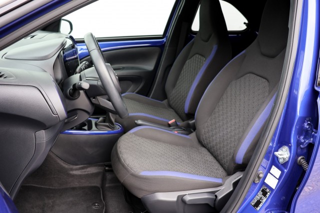 TOYOTA AYGO X 1.0 VVT-i MT Pulse - 72 pk **Bi-tone / Camera / Carplay , Autobedrijf Ploemen Meerssen BV, Meerssen