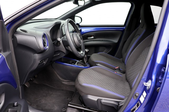 TOYOTA AYGO X 1.0 VVT-i MT Pulse - 72 pk **Bi-tone / Camera / Carplay , Autobedrijf Ploemen Meerssen BV, Meerssen
