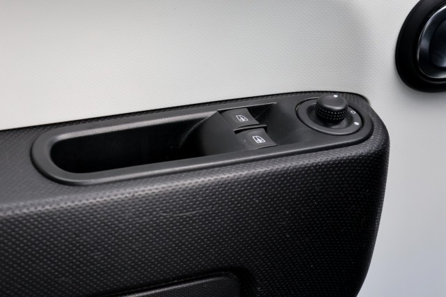 RENAULT TWINGO 1.0 SCe Collection - 71 pk **Navi / Cruise control / Airco, Autobedrijf Ploemen Meerssen BV, Meerssen