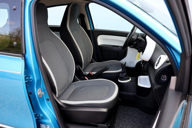 RENAULT TWINGO 1.0 SCe Collection - 71 pk **Navi / Cruise control / Airco, Autobedrijf Ploemen Meerssen BV, Meerssen