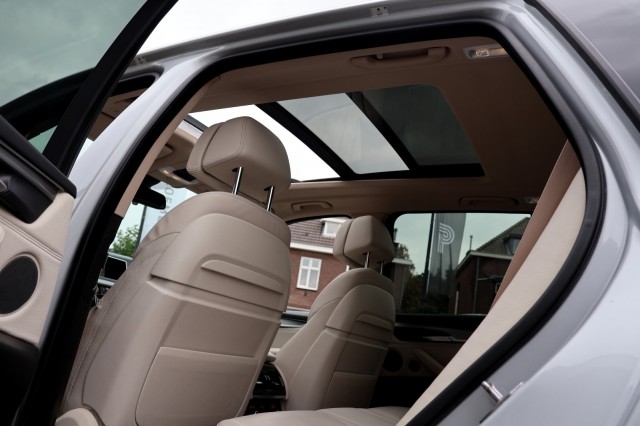 BMW X5 xDrive 40e High Executive - 313 pk , Autobedrijf Ploemen Meerssen BV, Meerssen