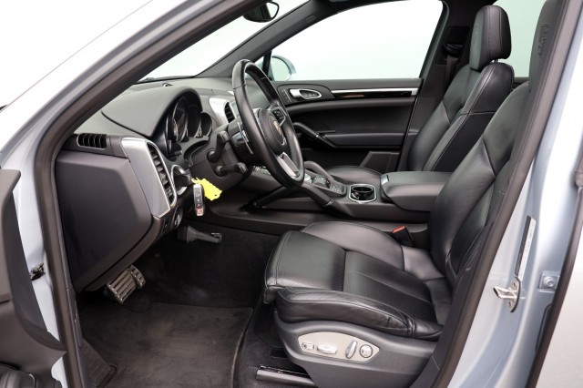 PORSCHE CAYENNE 3.0 S E-Hybrid Platnium Edition - 416 pk **Pano / Lucht / BOSE, Autobedrijf Ploemen Meerssen BV, Meerssen